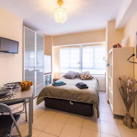 La Casita Malagueta Lägenhet Málaga Exteriör bild