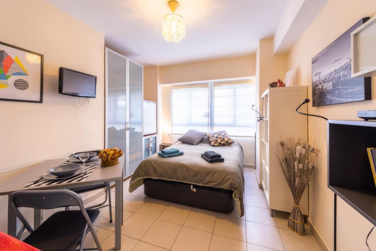 La Casita Malagueta Lägenhet Málaga Exteriör bild